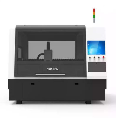 cortador del metal de la cubierta completa de 750w Mini Fiber Laser Cutting Machine 1500w 1313FL